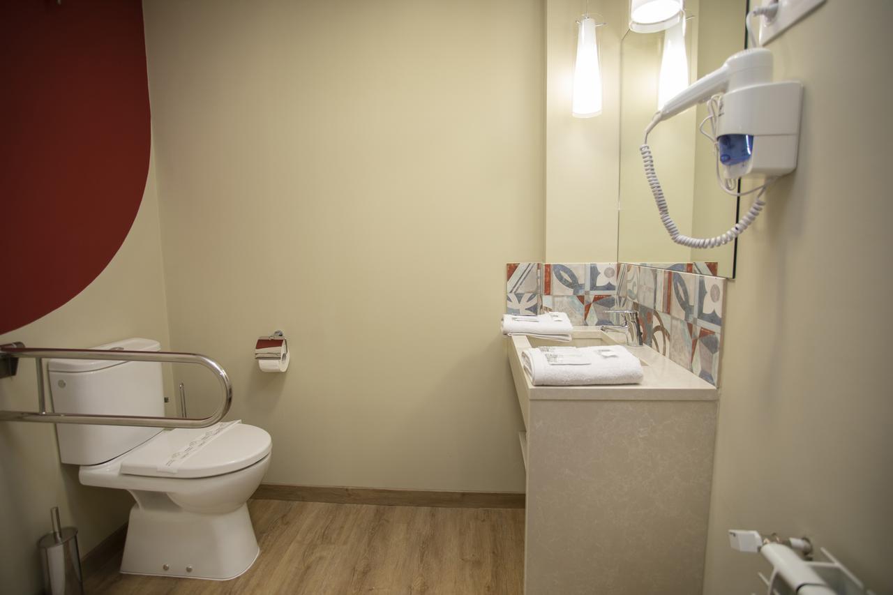 Hotel Novoa Sarria Luaran gambar